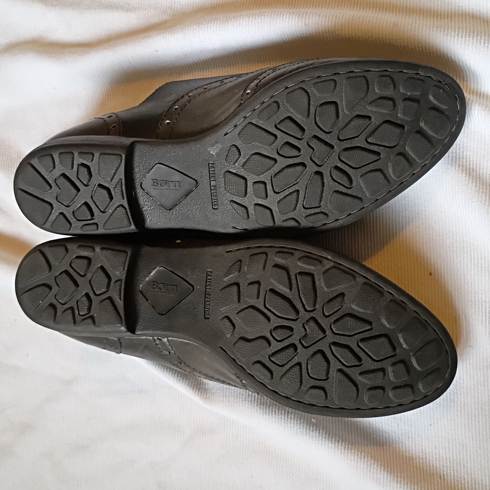 Born Dark Gray Leather Brogue Shoe - Picture 7 of 8